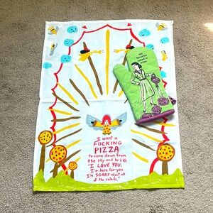 BUNDLE - Brand new never used cooking mitt and kitchen towel bundle